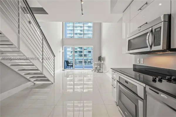 60 SW 13th St #3618, Miami, FL 33130