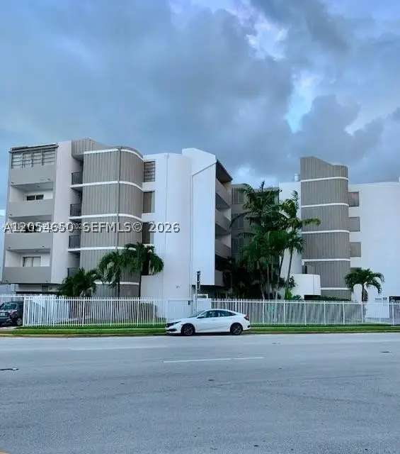 2000 Biarritz Dr #407, Miami Beach, FL 33141 - #1