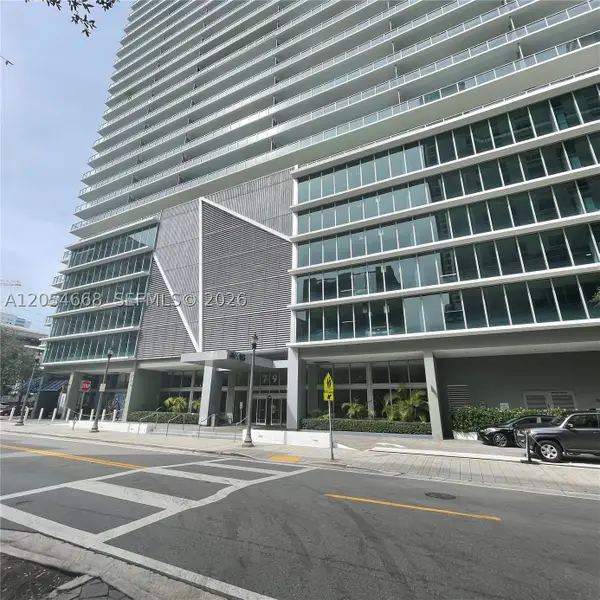 79 SW 12 St #3011-S, Miami, FL 33130