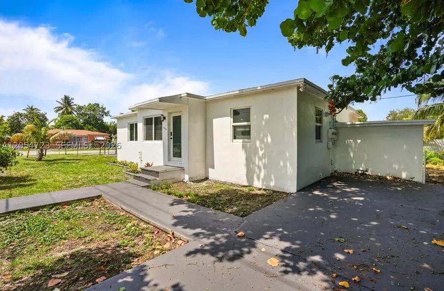 801 NW 105th St, Miami, FL 33150 - #3