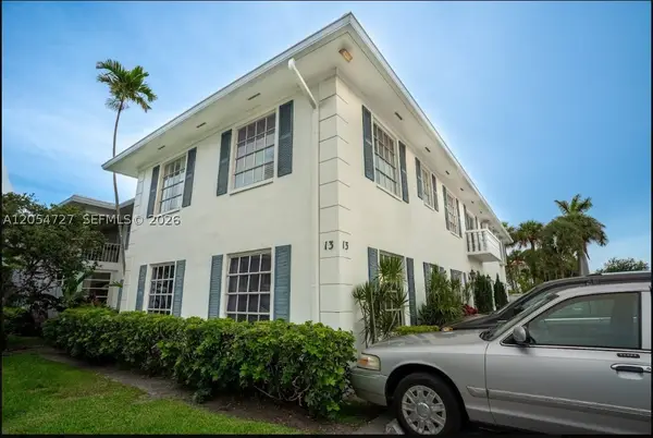 2201 NE 66th St #1302, Fort Lauderdale, FL 33308
