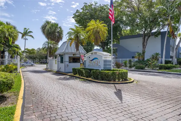 9365 Fontainebleau Blvd #E205, Miami, FL 33172
