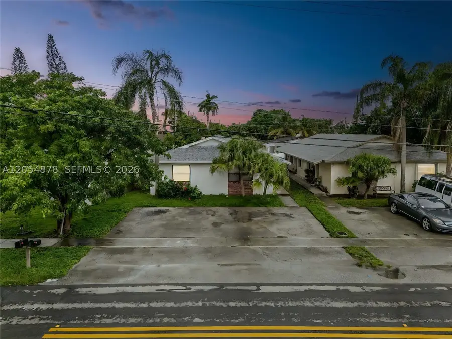 19 SE 4th Ter, Dania Beach, FL 33004 - #3