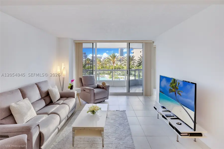 21205 Yacht Club Dr #701, Aventura, FL 33180 - #3