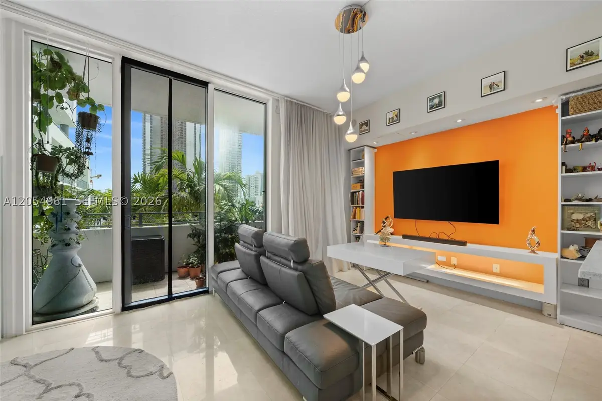 350 NE 24th St #703, Miami, FL 33137 - #1