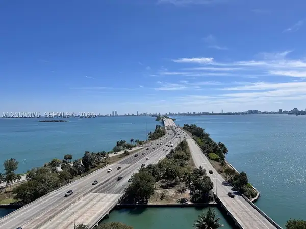 601 NE 36th St #1205, Miami, FL 33137