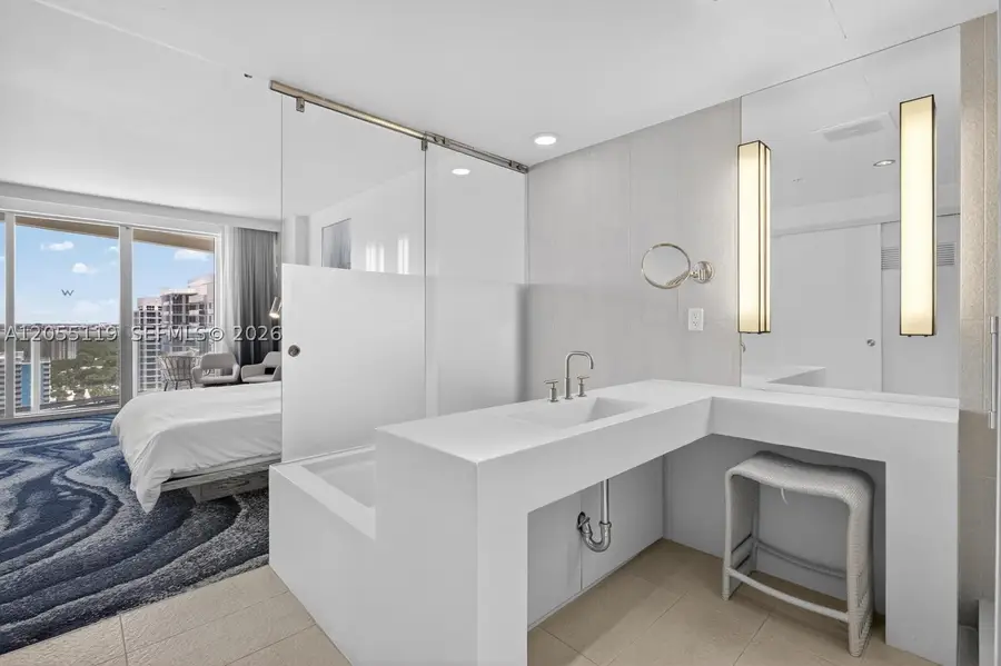 3101 Bayshore Dr #1708, Fort Lauderdale, FL 33304 - #3