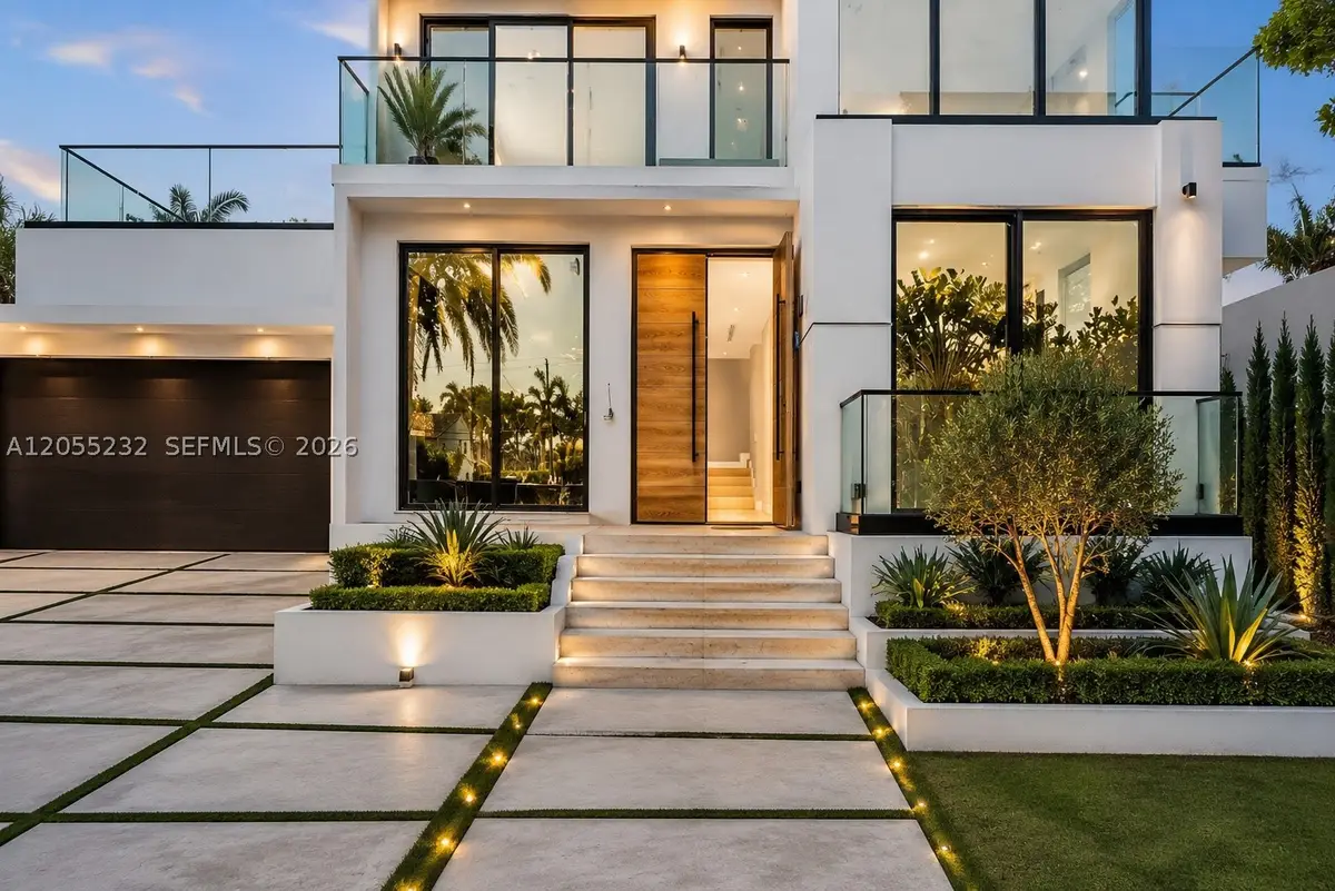 6020 Alton Rd, Miami Beach, FL 33140 - #1