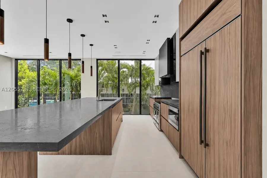 6020 Alton Rd, Miami Beach, FL 33140 - #3