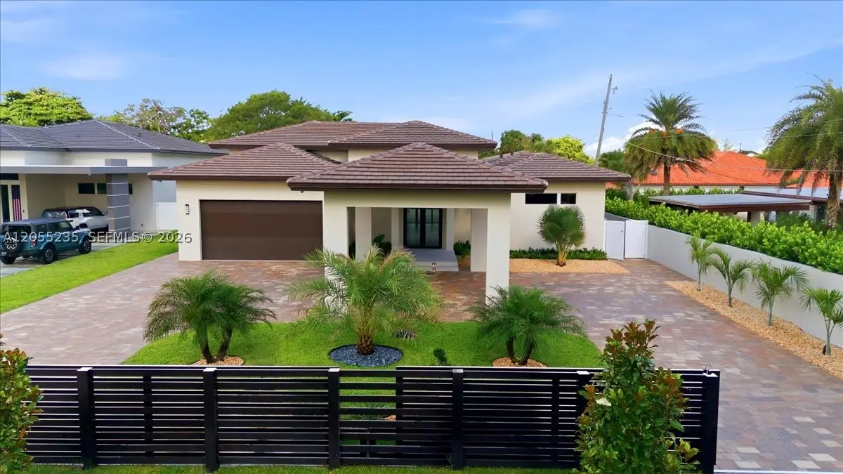 2880 Sw 113 Avenue, Miami, FL 33165 - #1