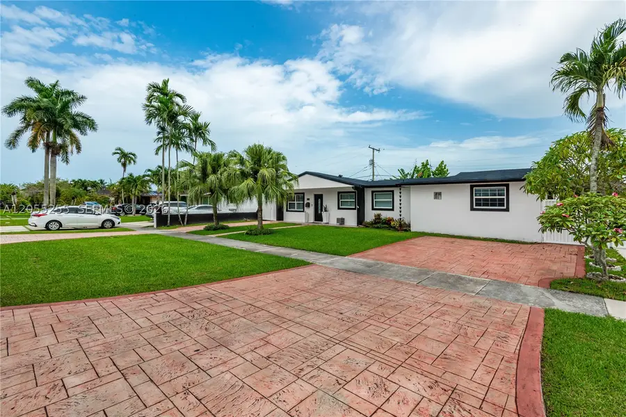 11040 NE 64th St, Miami, FL 33173 - #3
