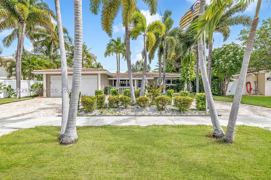 2137 NE 61st Ct, Fort Lauderdale, FL 33308 - #2