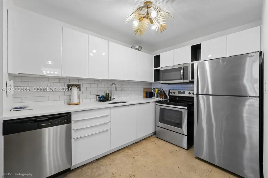 2301 Collins Ave #522, Miami Beach, FL 33139 - #3