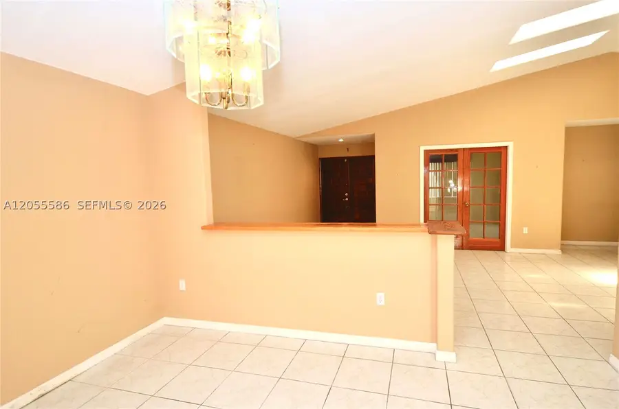 8727 NW 150th Ter, Miami Lakes, FL 33018 - #3