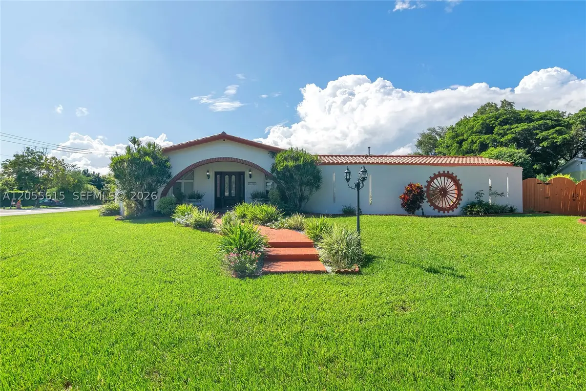 17320 SW 89th Ave, Palmetto Bay, FL 33157 - #1