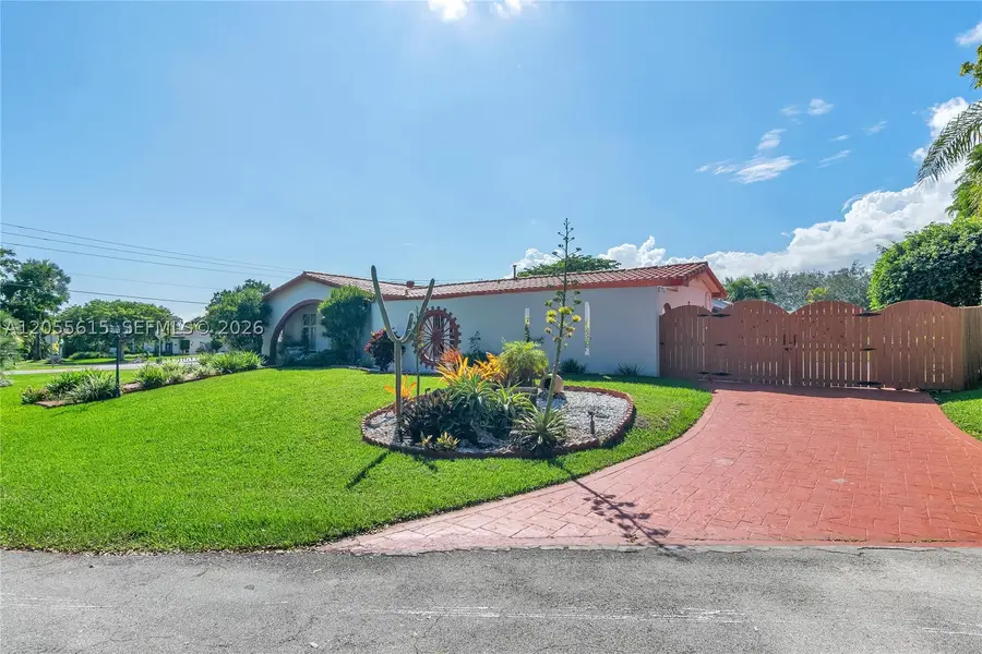 17320 SW 89th Ave, Palmetto Bay, FL 33157 - #3