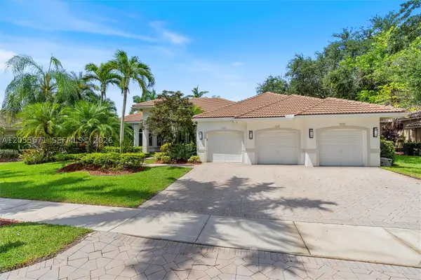 2499 Princeton Ct, Weston, FL 33327