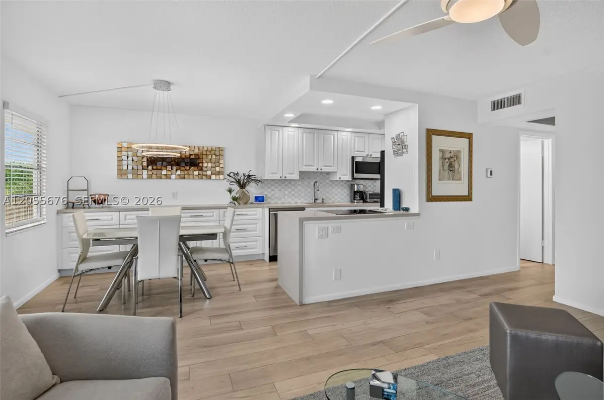 3052 Guildford C #3052, Boca Raton, FL 33434 - #1