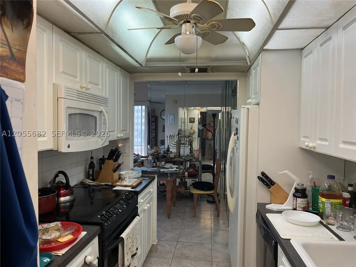 120 Golden Isles Dr #44B, Hallandale Beach, FL 33009 - #1
