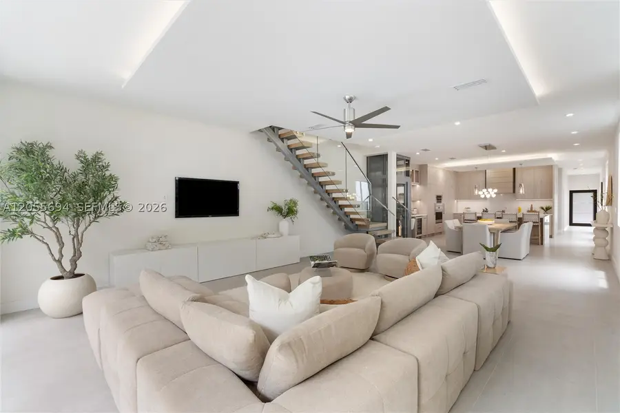 1418 NE 6th St, Fort Lauderdale, FL 33304 - #3