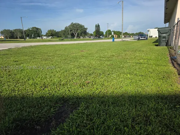 00 W Alverdez Ave, Other, FL 33440