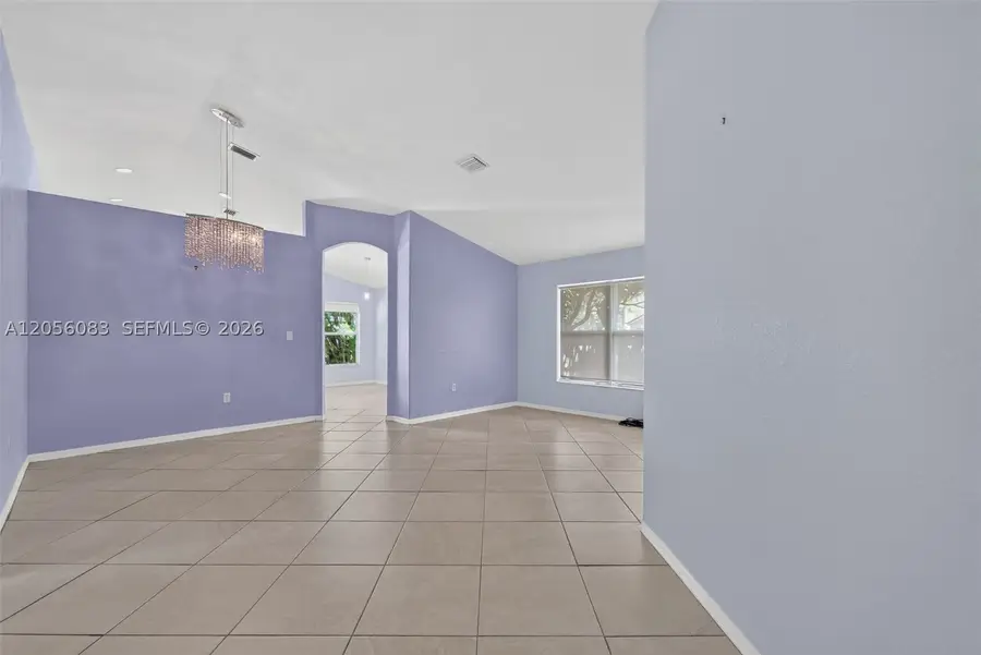 2073 SE 13th St, Homestead, FL 33035 - #2
