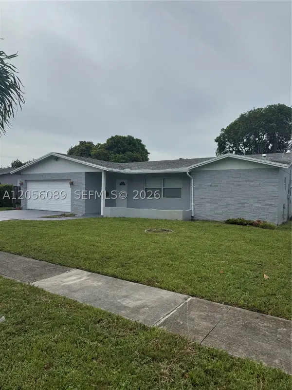 4361 NW 15th St, Lauderhill, FL 33313