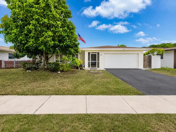8210 NW 68th Ter, Tamarac, FL 33321