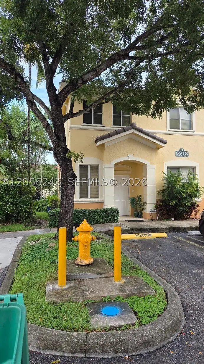 6918 NW 177th St #H100, Hialeah, FL 33015 - #2