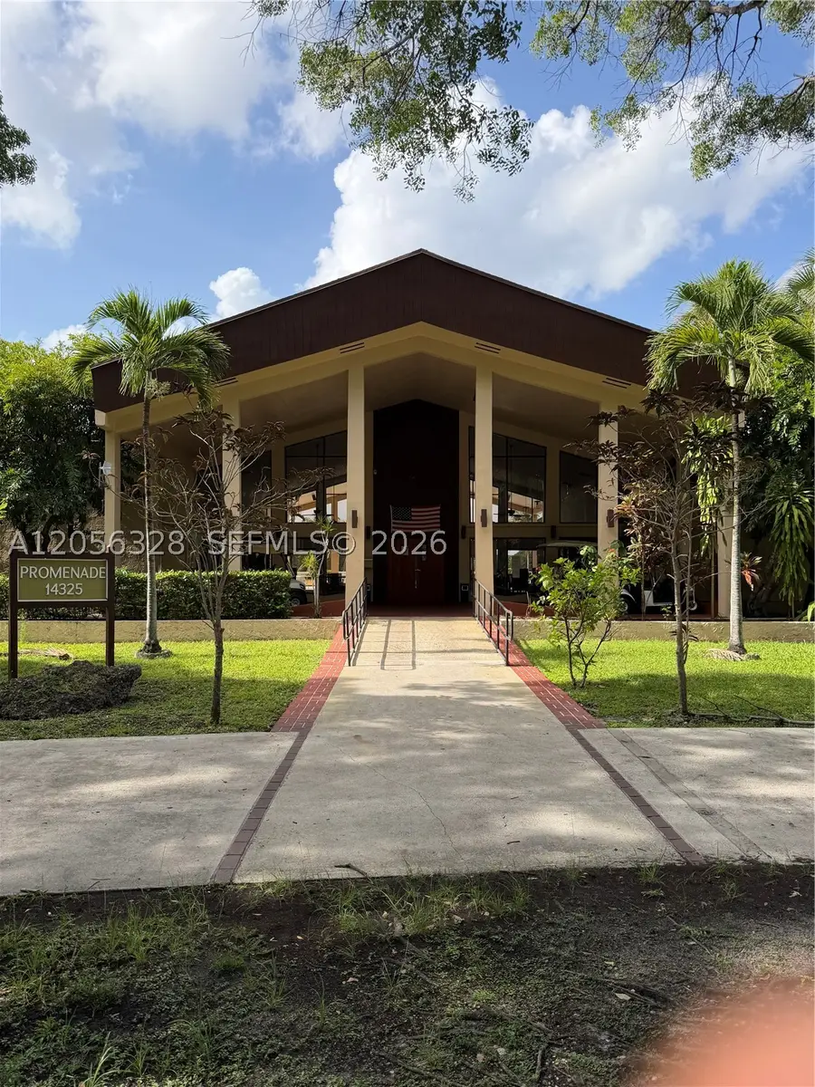 14201 N Kendall Dr #408D, Miami, FL 33186 - #3