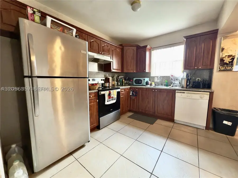 6137 Garfield St, Hollywood, FL 33024 - #3
