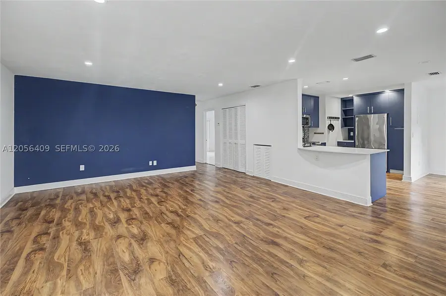 6815 Edgewater Dr #201, Coral Gables, FL 33133 - #2