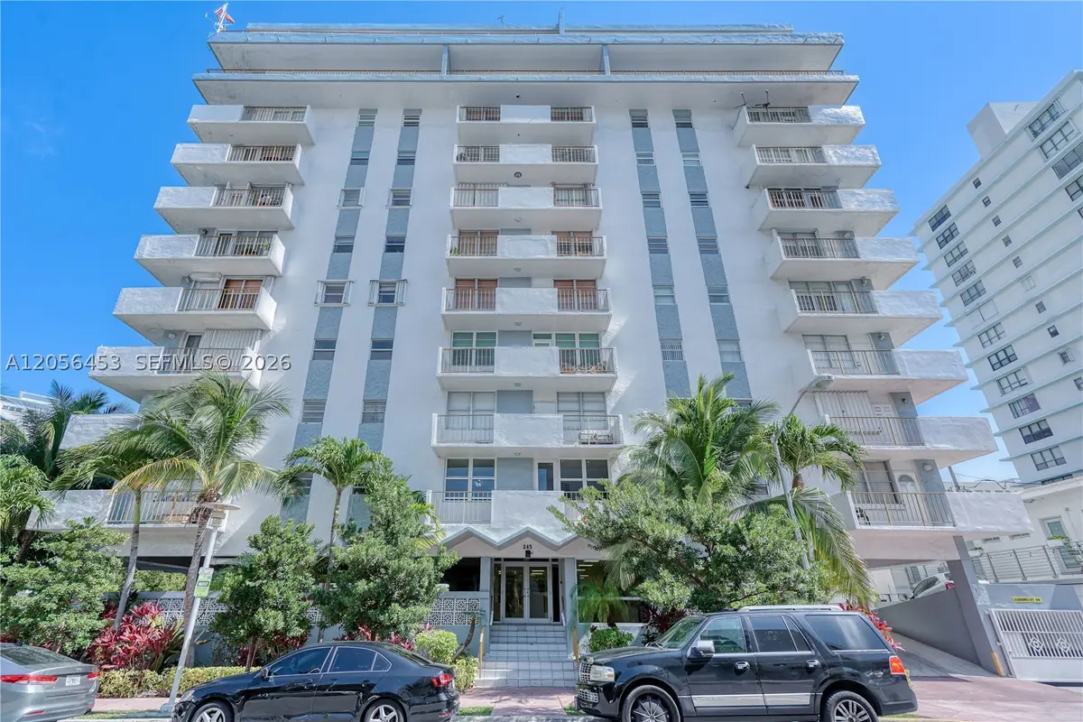 245 18th St #403, Miami Beach, FL 33139 - #1