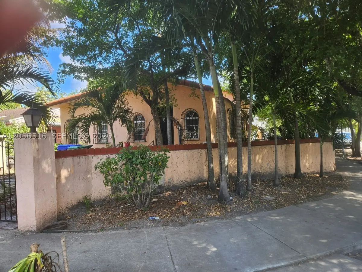 2054 SW 5th St, Miami, FL 33135 - #1