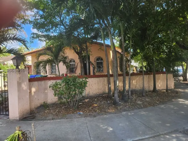 2054 SW 5th St, Miami, FL 33135