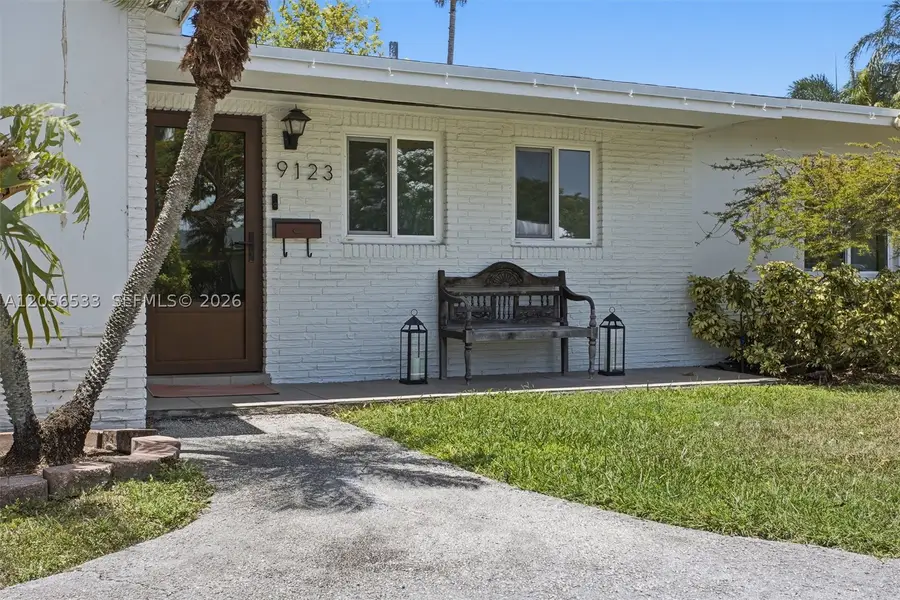 9123 SW 181st St, Palmetto Bay, FL 33157 - #3