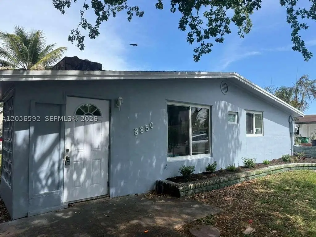 3850 SW 59th Ter, Davie, FL 33314 - #1