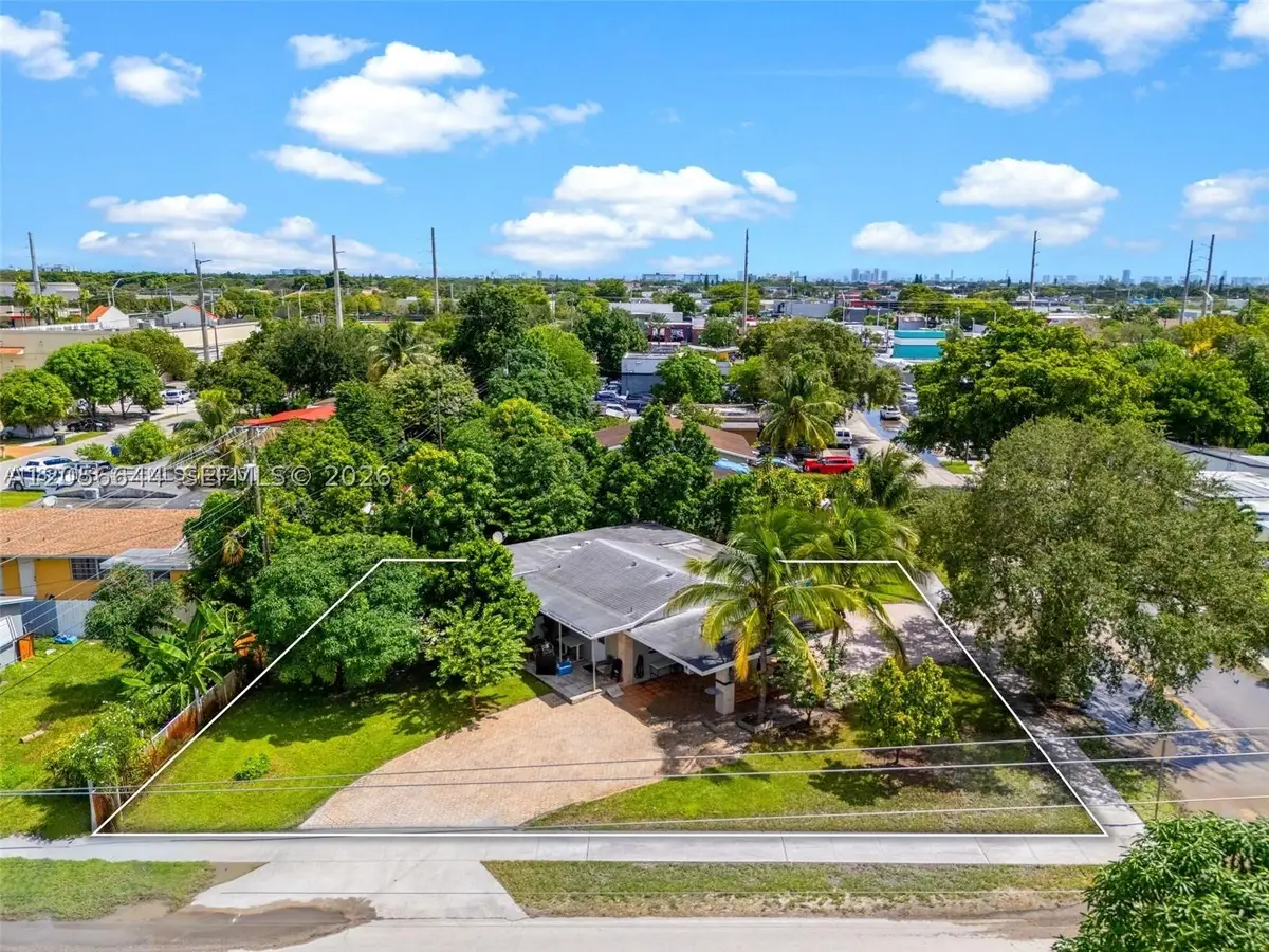 6045 Dawson St, Hollywood, FL 33023 - #1