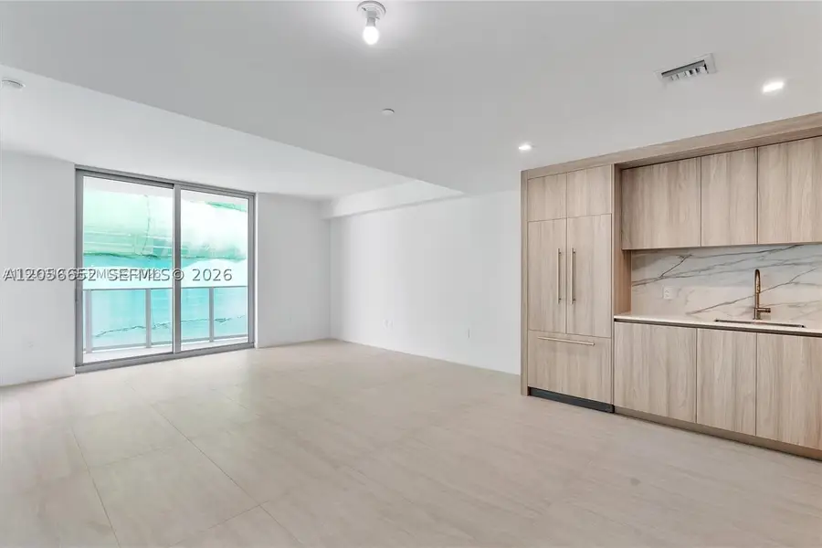 77 SE 5th St #4106, Miami, FL 33131 - #3