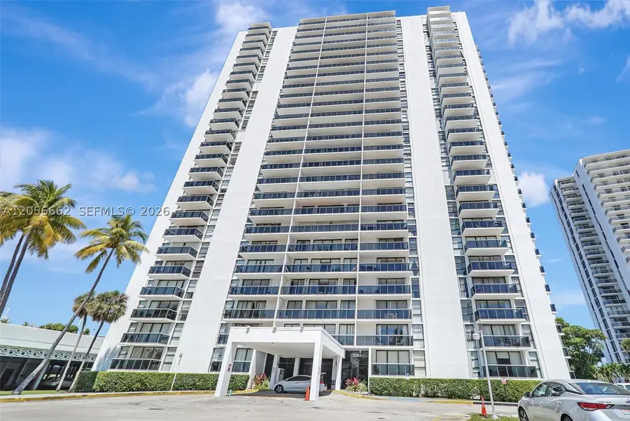 3675 N Country Club Dr #2310, Aventura, FL 33180 - #2