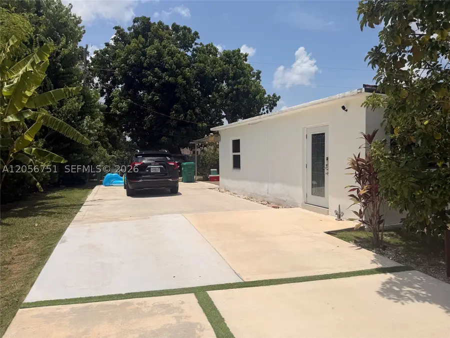 14985 Leisure Dr, Homestead, FL 33033 - #3