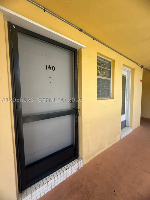 1540 NE 191st St #140, Miami, FL 33179