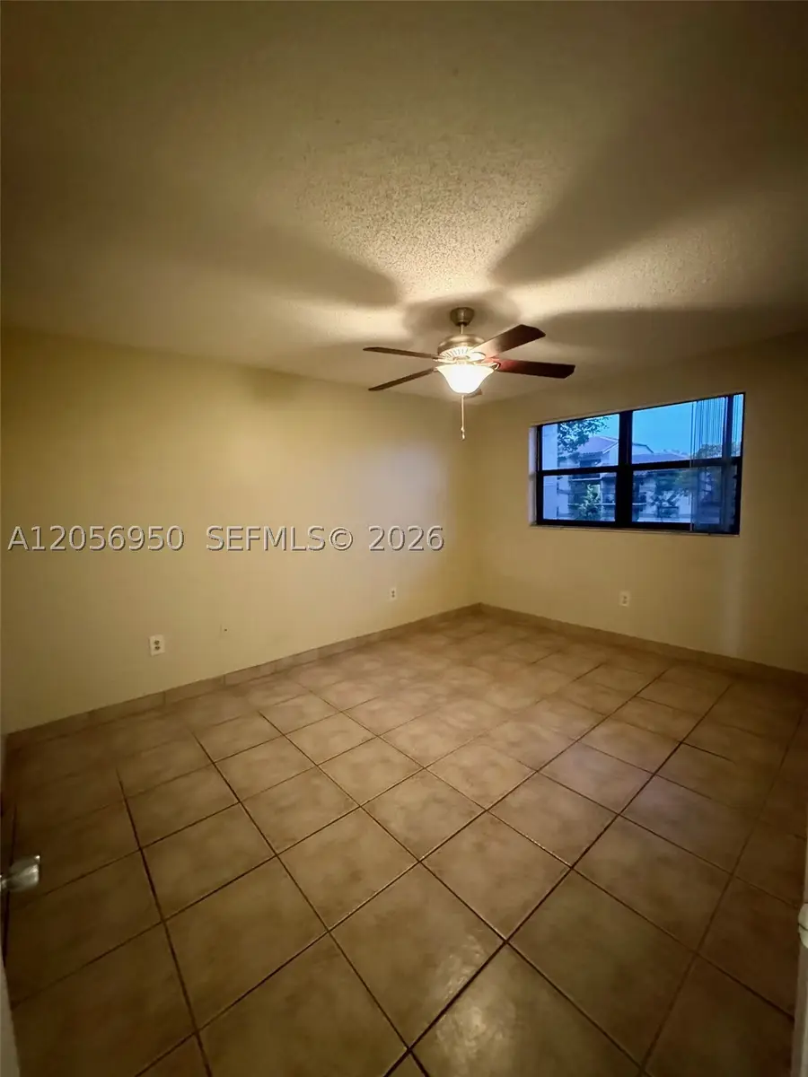 9945 Nob Hill Ct #9945, Sunrise, FL 33351 - #2