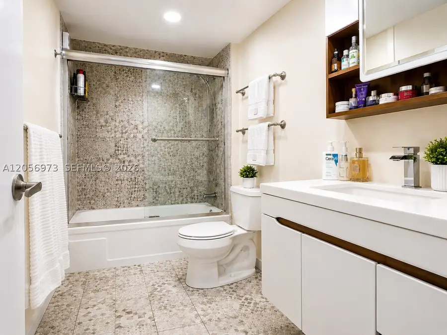 301 NE 14th Ave #507, Hallandale Beach, FL 33009 - #3