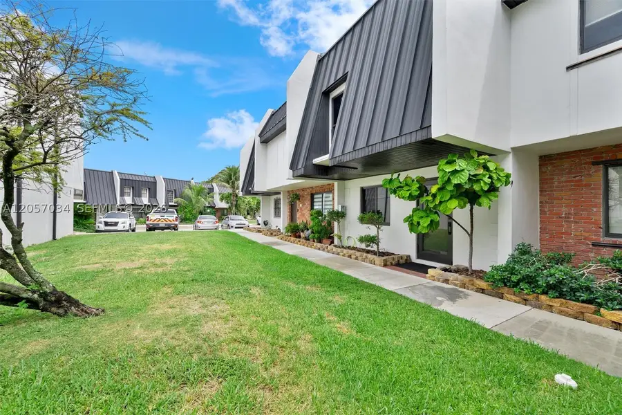 5555 Ludlam Rd #41, South Miami, FL 33155 - #2