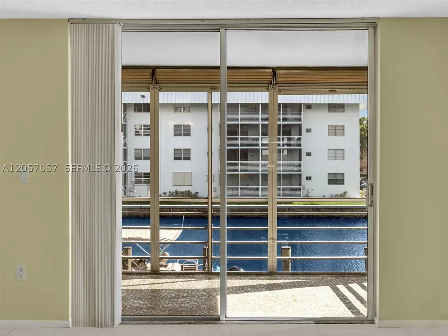 3600 NE 170th St #211, North Miami Beach, FL 33160 - #3