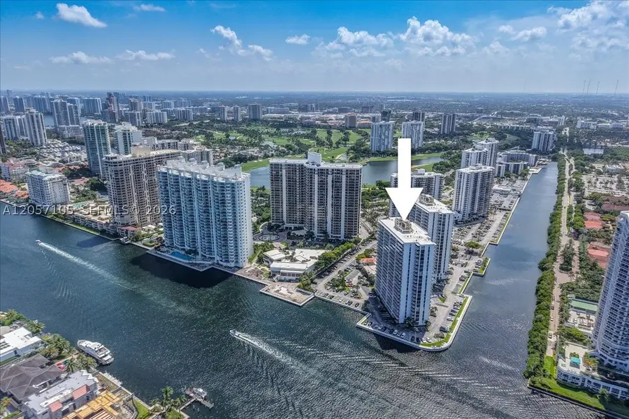 20515 E Country Club Dr #2048, Aventura, FL 33180 - #2