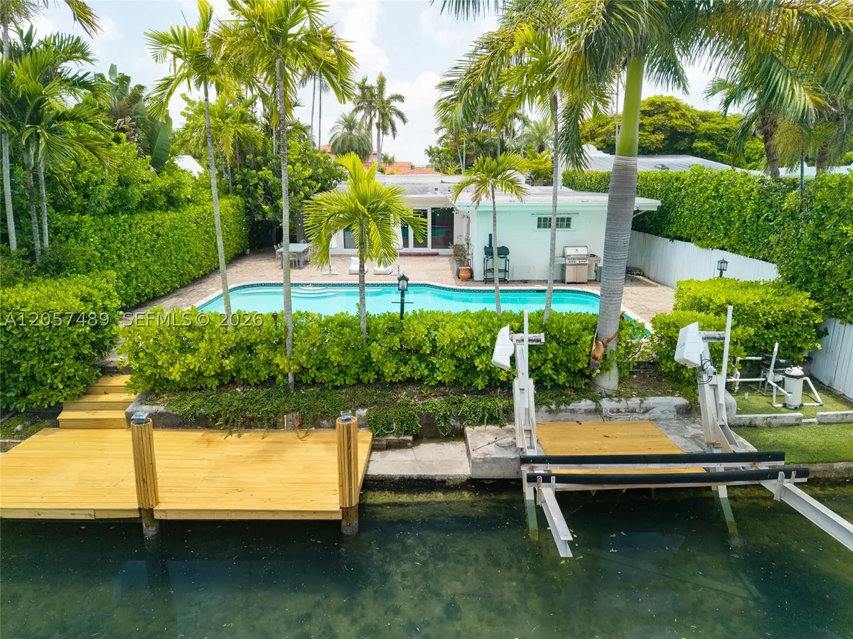 1777 Daytonia Rd, Miami Beach, FL 33141 - #1