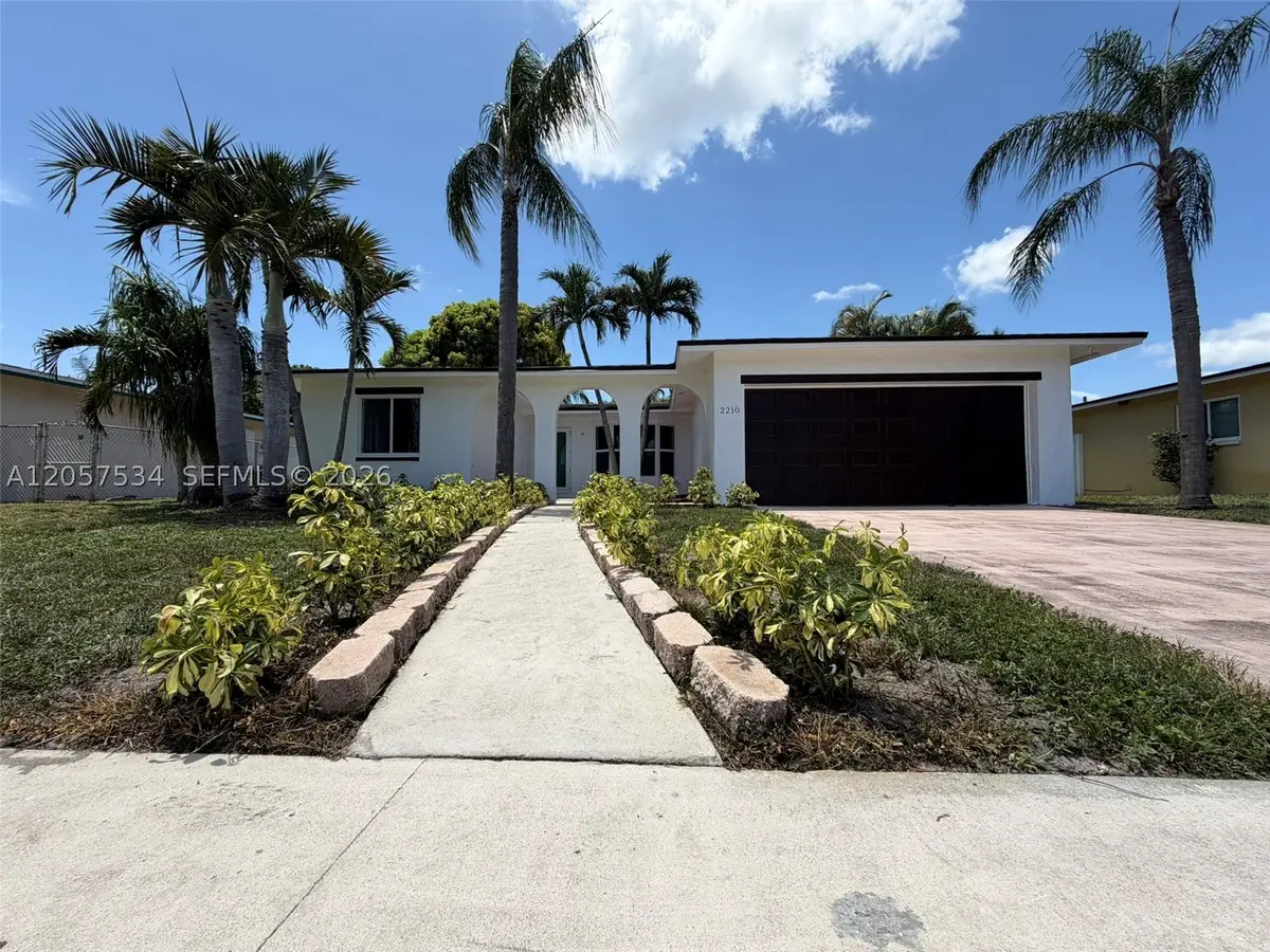 2210 NW 93rd Ave, Pembroke Pines, FL 33024 - #1