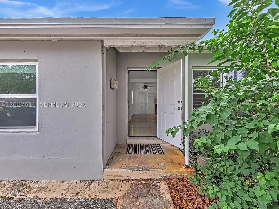 1636 NE 15th Ave, Fort Lauderdale, FL 33305 - #2